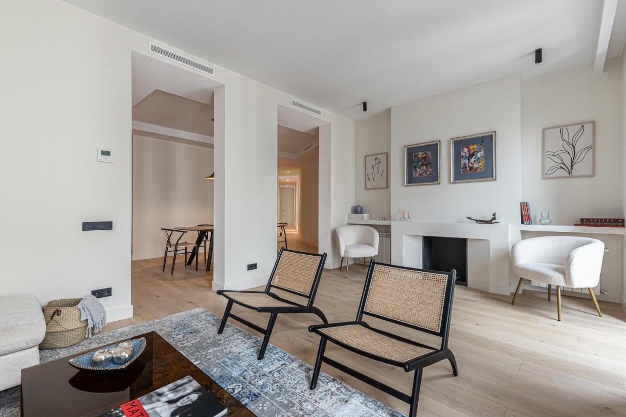 Apartamento Waou Puerta Del Sol VI - Alquiler Corta Duracion Madrid Exterior foto